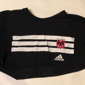 cropped DC united shirt
